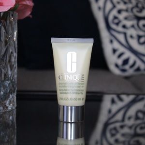 Clinique Dramatically Different Moisturizer
